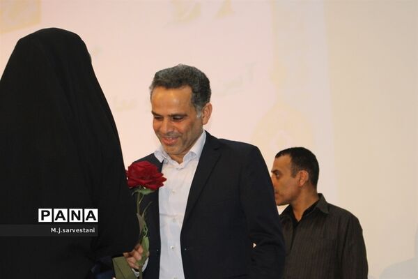 تکریم و معارفه مدیران کل آموزش و پرورش استان بوشهر