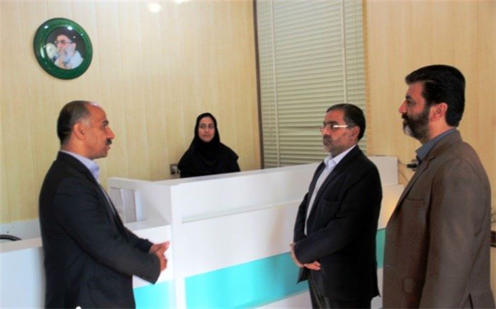 بازدید سرزده سرپرست فرمانداری تفت از مدیریت آموزش‌و پرورش