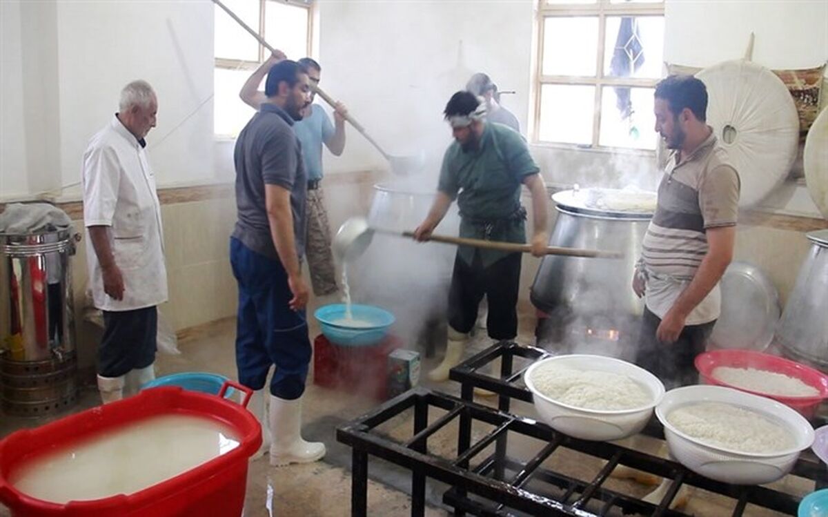70 خادم از آذربایجان غربی به زائران اربعین خدمت می کنند