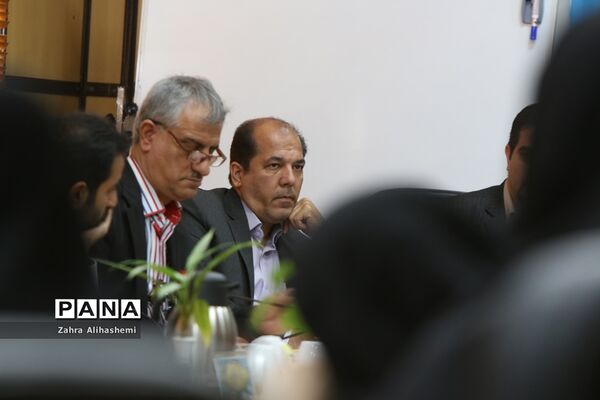نشست مدیران سازمان دانش‌آموزی مناطق 19گانه شهر تهران و اداره استثنایی