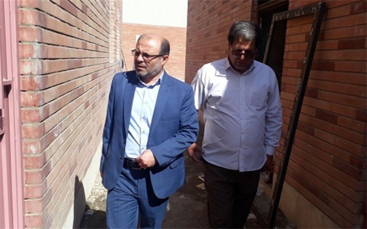 بازدید مدیر آموزش و پرورش ناحیه یک شهرری از پروژه های عمرانی مدارس خیر ساز