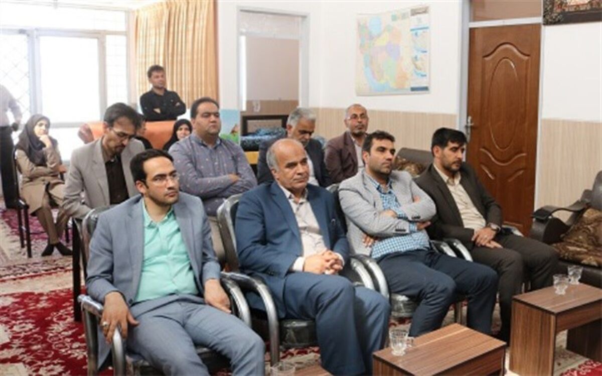 بازدید فرماندار اشکذر از مرکز نگهداری کودکان بد سرپرست و بی سرپرست سرای مهر