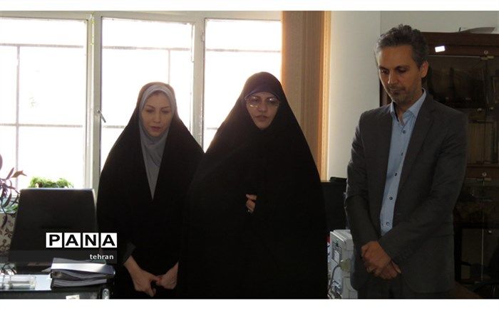 مراسم معارفه کارشناس مسئول سلامت و پیشگیری از آسیب های اجتماعی منطقه 8