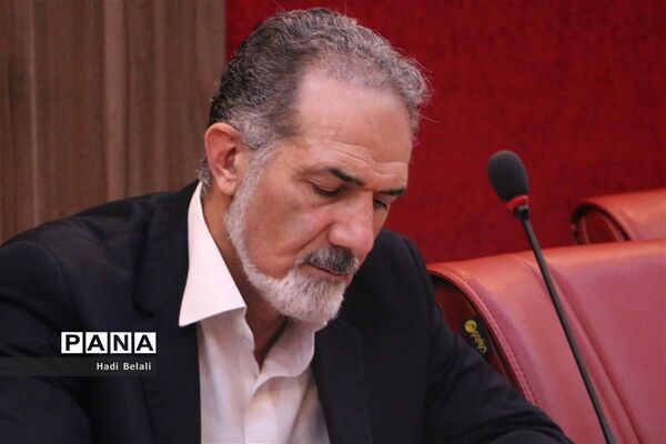 نشست خیرین حامی دانش‌آموزان بازمانده از تحصیل شهرستان‌های استان تهران