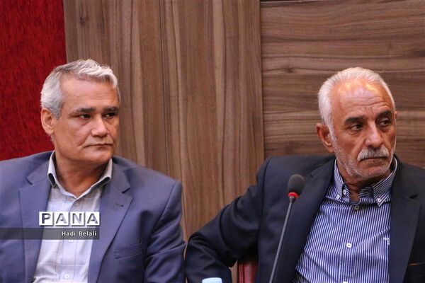 نشست خیرین حامی دانش‌آموزان بازمانده از تحصیل شهرستان‌های استان تهران