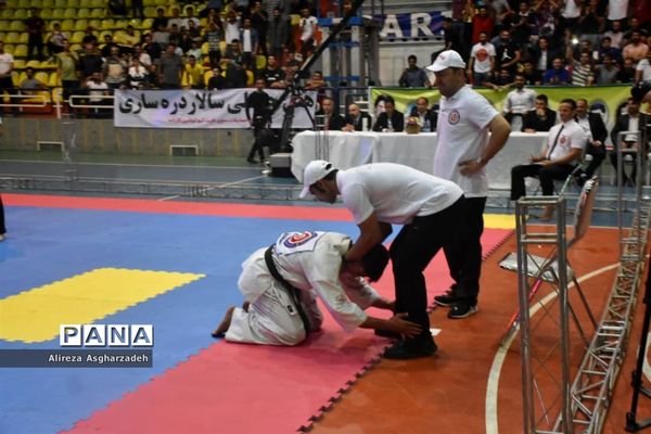 مسابقات سوپرفایت با حضور قهرمانان ایران و روسیه