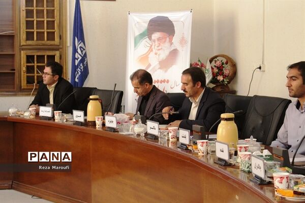 جلسه آموزشی توجیهی کارشناسان سازمان دانش‌آموزی آذربایجان غربی در ارومیه