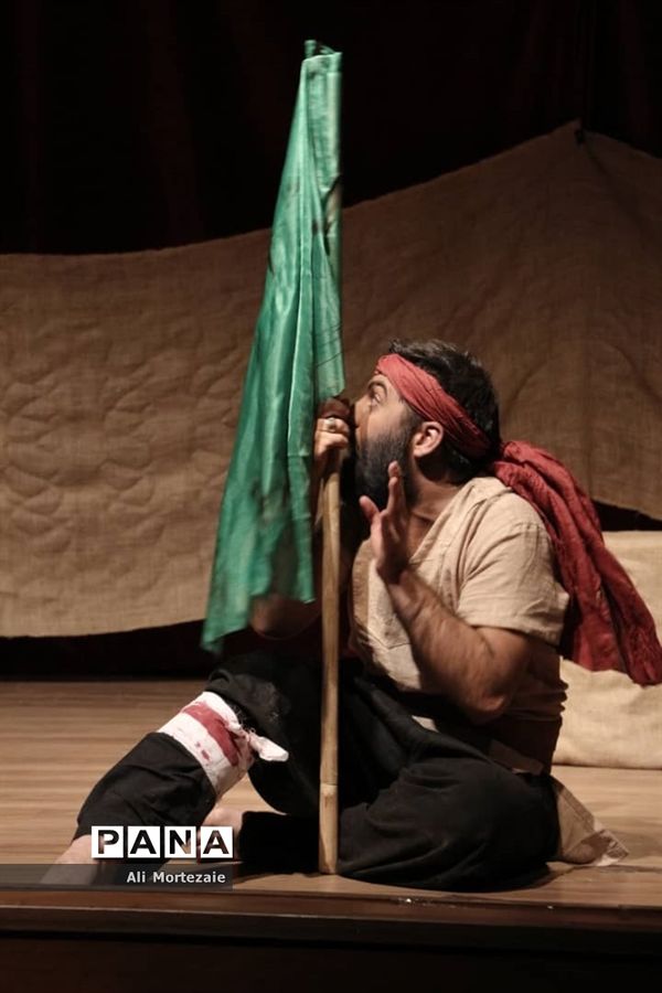 نمایش «آتش خودبرافروخته وهب‌» در رباط‌کریم