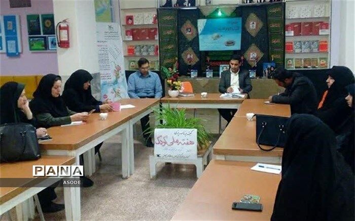 برنامه های هفته ملی کودک در کاشمر رنگ و بوی عاشورایی دارد