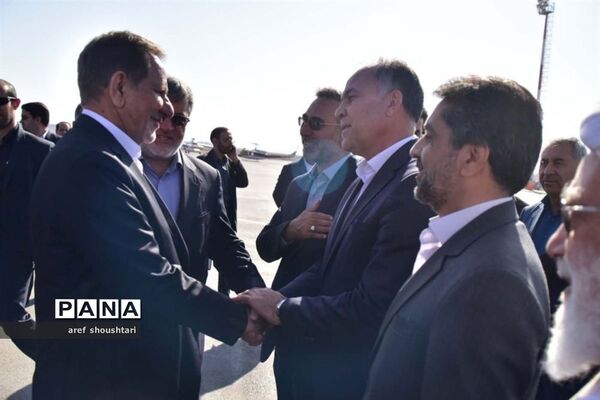سفر اسحاق جهانگیری به همراه وزرا و مدیران دستگاه اجرایی کشوری و لشکری به خراسان جنوبی