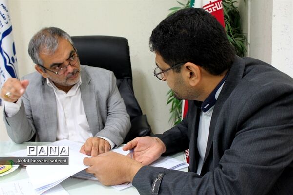 جلسه کار گروه آماده‌سازی مدارس در برابر زلزله  استان بوشهر
