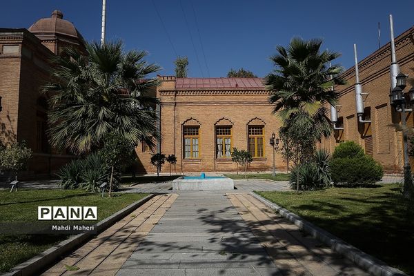 عمارت کلاه فرنگی