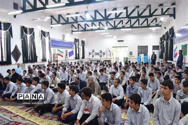 تکریم و معارفه مدیردو مدرسه در اردکان