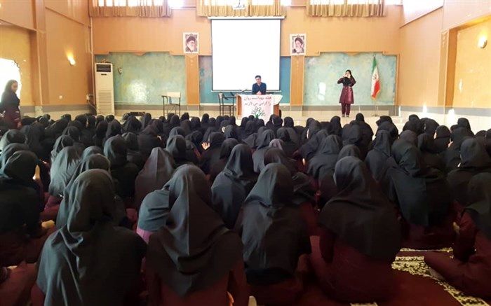 استفاده بیش از حد از شبکه های اجتماعی خلاقیت افراد را نابود می کند