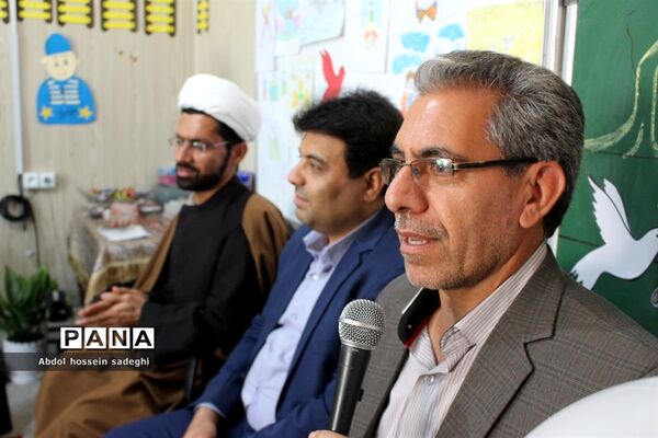 جشن قرآن در دبستان و پیش دبستانی  محمد بهمن بیگی در بوشهر