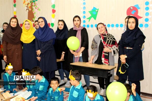 جشن قرآن در دبستان و پیش دبستانی  محمد بهمن بیگی در بوشهر