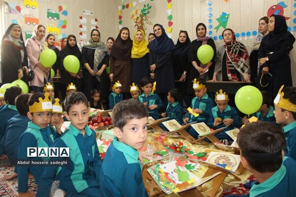 جشن قرآن در دبستان و پیش دبستانی  محمد بهمن بیگی در بوشهر