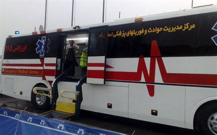 اعزام اتوبوس آمبولانس قم به فرودگاه تهران