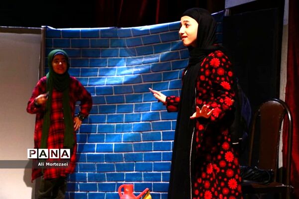اجرای نمایش «انتهای پارک» در رباط‌کریم