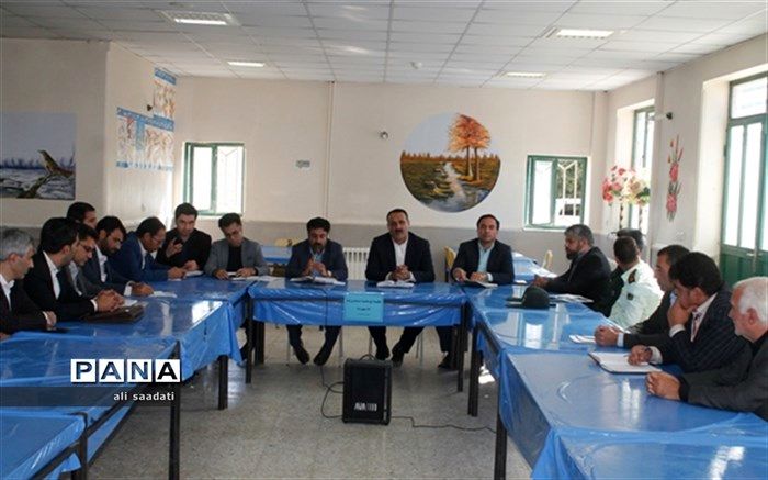 برگزاری ، جلسات کمیته توسعه مدیریت آموزش و پرورش کلات در  مدارس  شهرستان