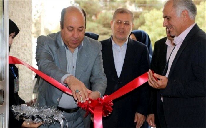 نمایشگاه دستاوررهای علمی و پژوهشی دانش آموزان مدارس سمپاد البرز برگزار شد
