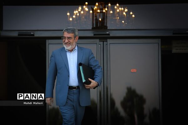 حاشیه جلسه هیات دولت