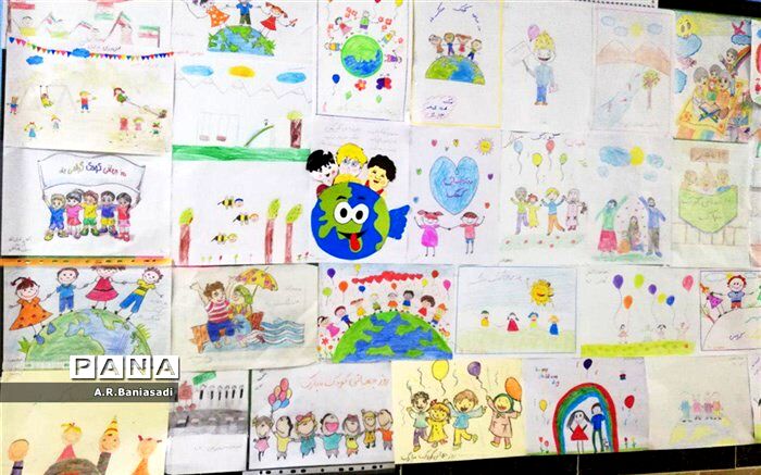برپایی نمایشگاه نقاشی دانش آموزان در دبستان پسرانه علامه حلی 1 دوره اول