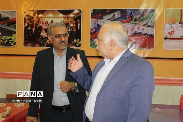 بازدید مدیرعامل مجمع خیرین شهرساز و فرهنگ‌ساز از کتابخانه دانش‌آموز