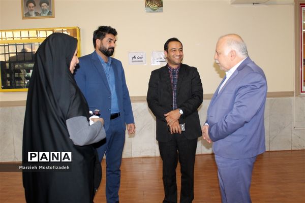بازدید مدیرعامل مجمع خیرین شهرساز و فرهنگ‌ساز از کتابخانه دانش‌آموز