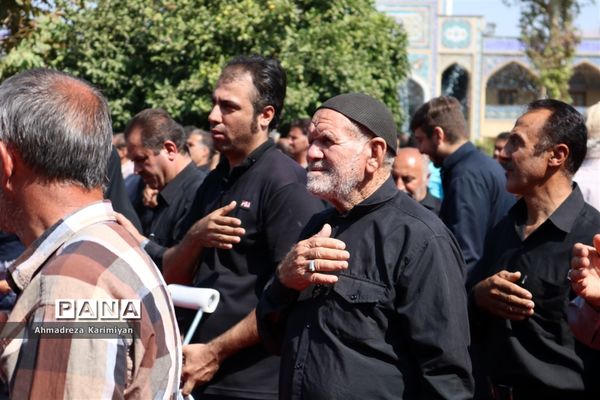 شور حسینی در حرم مطهر احمدبن موسی (ع) در شیراز