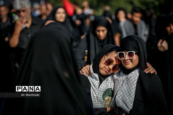 راهپیمایی جاماندگان اربعین حسینی - تهران