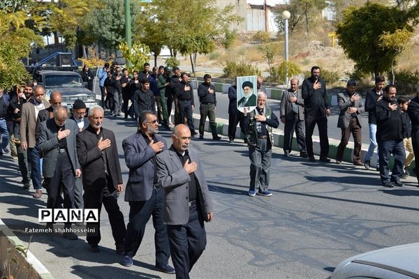 پیاده روی دلدادگان اربعین حسینی درفیروزکوه