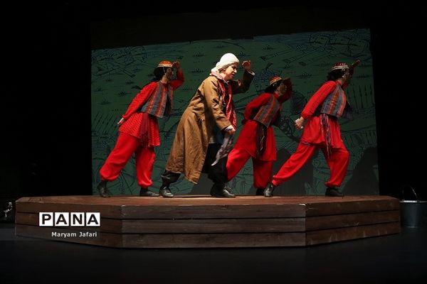 نمایش «جنگنامه غلامان»