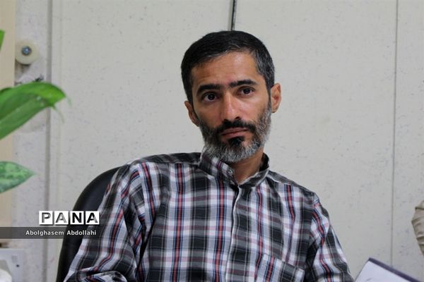 جلسه برنامه‌ریزی گرامیداشت یوم الله 13 آبان در اداره‌کل آموزش و پرورش استان بوشهر