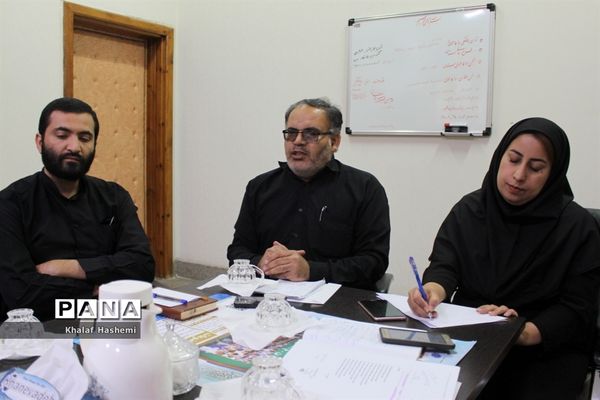 جلسه کمیته اطلاع رسانی  اجلاس نماز در استانداری بوشهر