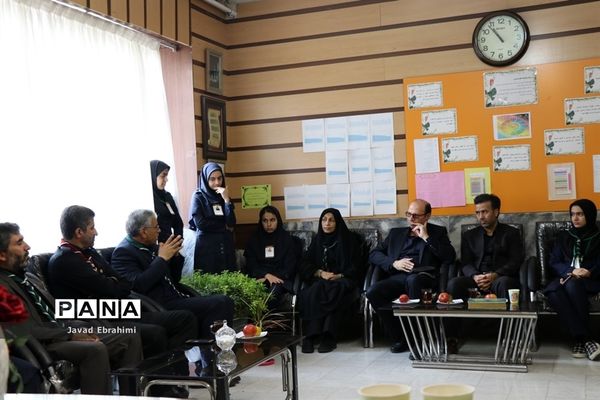 بازدید مدیر سازمان دانش‌آموزی خراسان رضوی از خدمت‌رسانی پیشتازان به زائران امام رضا (ع)