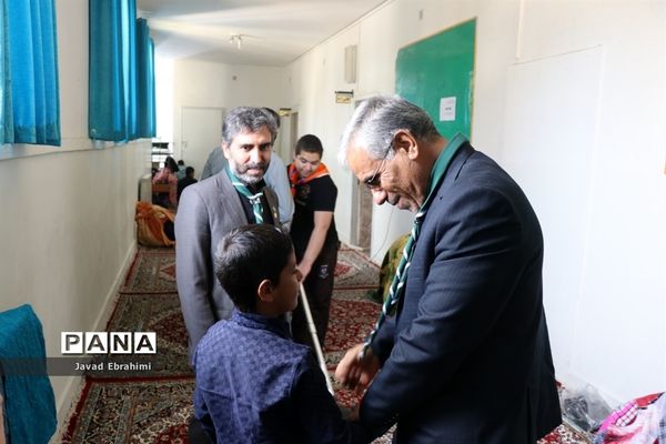 بازدید مدیر سازمان دانش‌آموزی خراسان رضوی از خدمت‌رسانی پیشتازان به زائران امام رضا (ع)