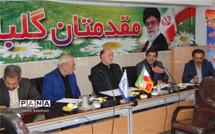 جلسه فضاهای آموزشی و پرورشی شهرستان برخوار برگزار شد