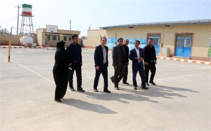 خانواده‌ها به کمک آموزش و پرورش بیایند