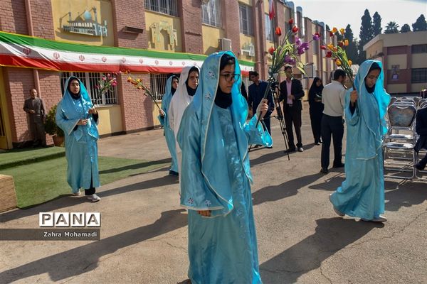 آیین استانی گرامیداشت هفته پدافند غیرعامل در مدارس فارس