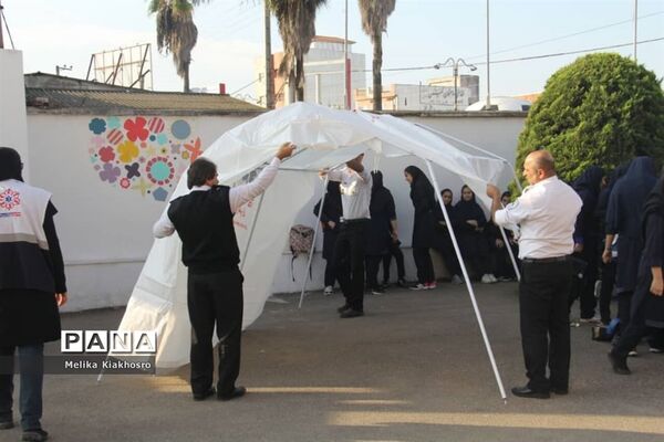 همایش پدافند غیر عامل در دبیرستان بعثت محمودآباد