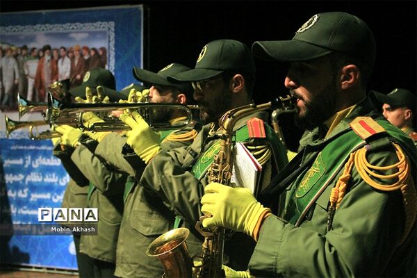 همایش طلایه‌داران گام دوم انقلاب در تبریز