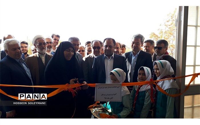 افتتاح آموزشگاه 9 کلاسه بنیاد برکت در روستای بوژمهران