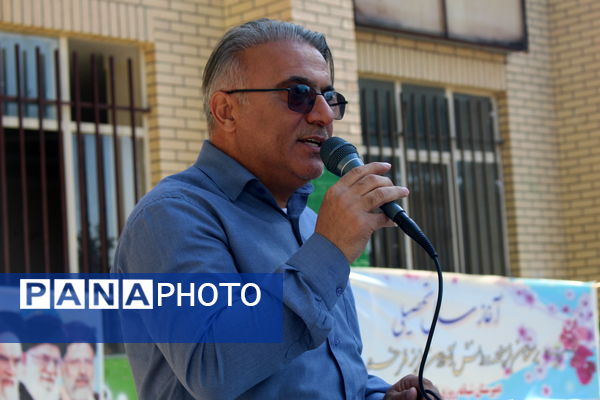 گرامیداشت هفته دفاع مقدس در مدرسه نخبگان عشایر گنجه‌ای یاسوج