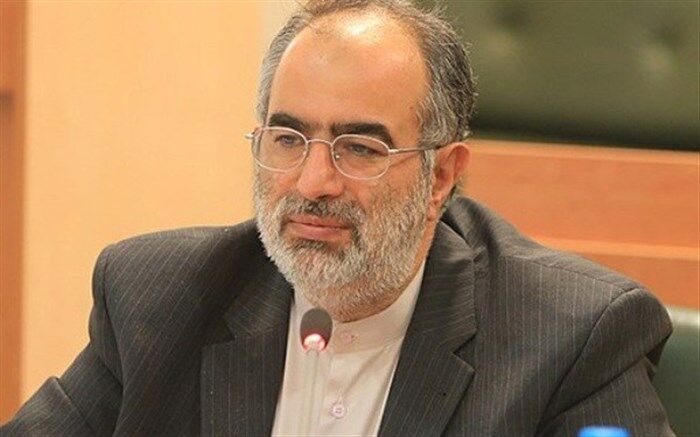 واکنش حسام‌الدین آشنا به اظهارات کریمی قدوسی درمورد آمدنیوز