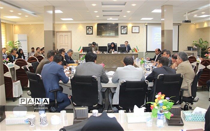 معاونان و کارشناسان حوزه پرورشی و تربیت بدنی گردهم آمدند