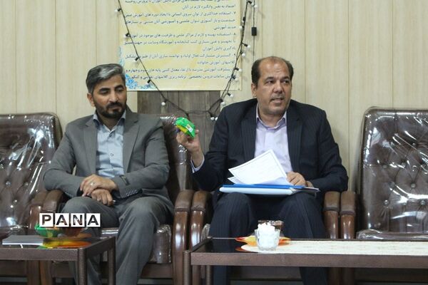 بازدید گروه ارزیابی و نظارت سازمان دانش‌آموزی مرکز از فعالیت‌های سازمان استان همدان