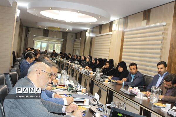 جلسه هم‌اندیشی مجموع معاونان پرورشی و فرهنگی آموزش و پرورش استان البرز