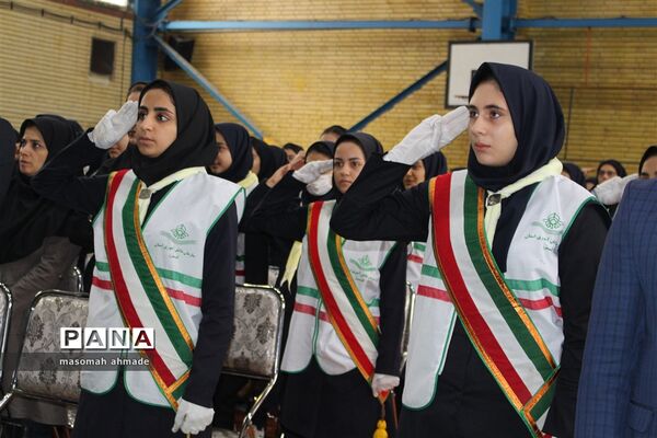 آیین متمرکز استانی انتخابات شوراهای دانش‌آموزی مدارس استان البرز