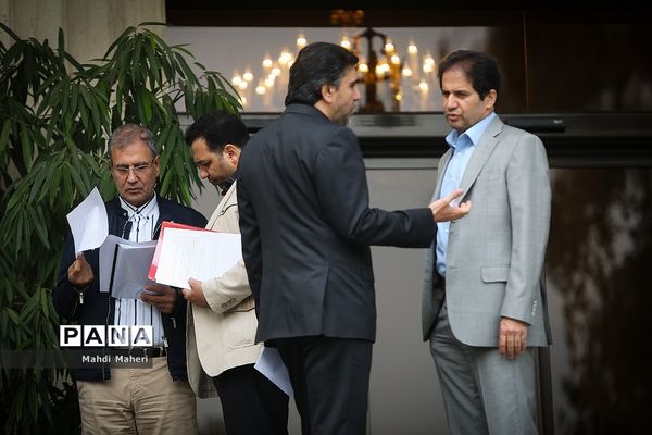 حاشیه جلسه هیات دولت